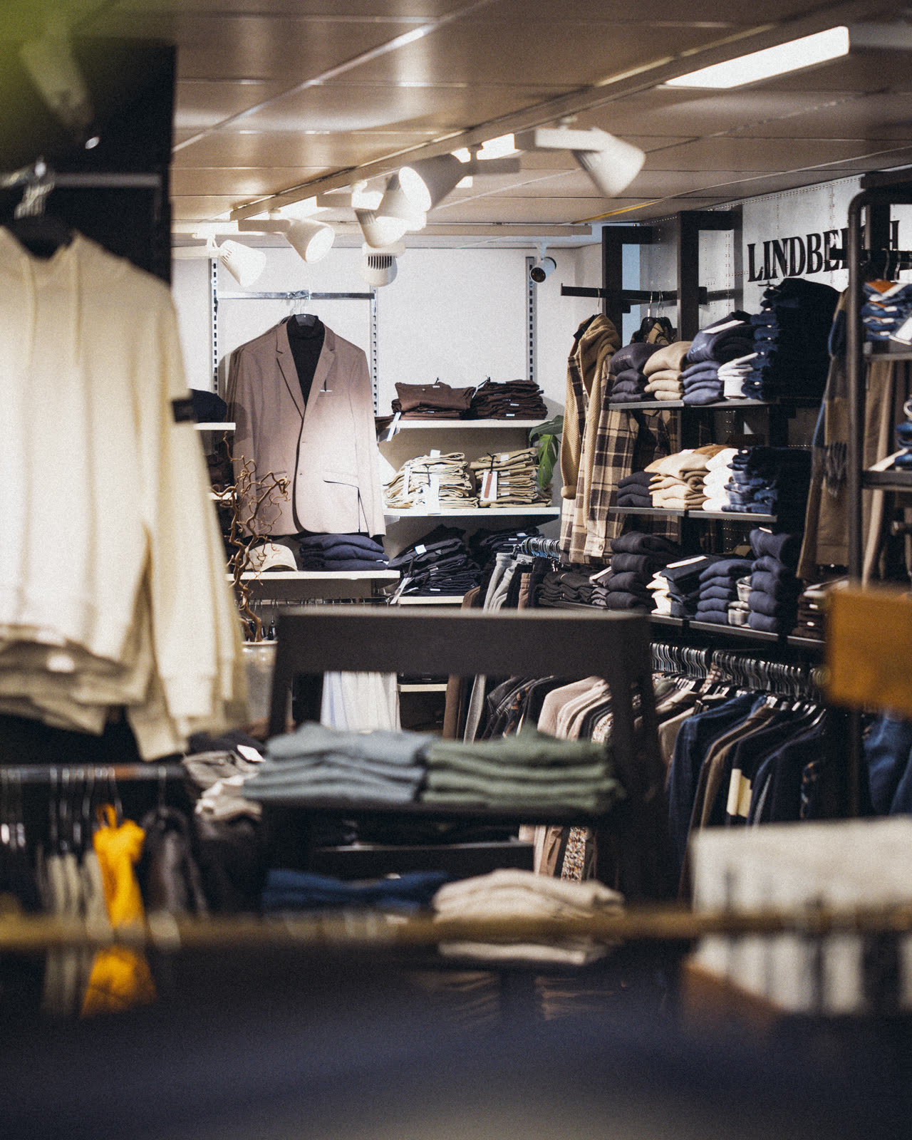 Danielssons Herrmode Kalmar — campaign cover portrait in tailored menswear