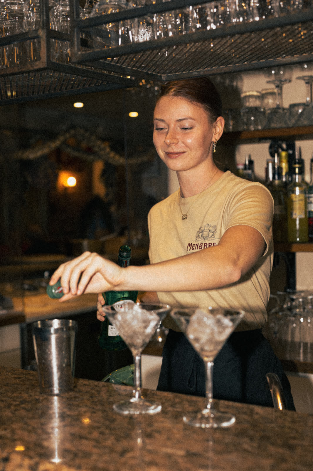 Ernesto Ristorante Kalmar — wine pour at the table