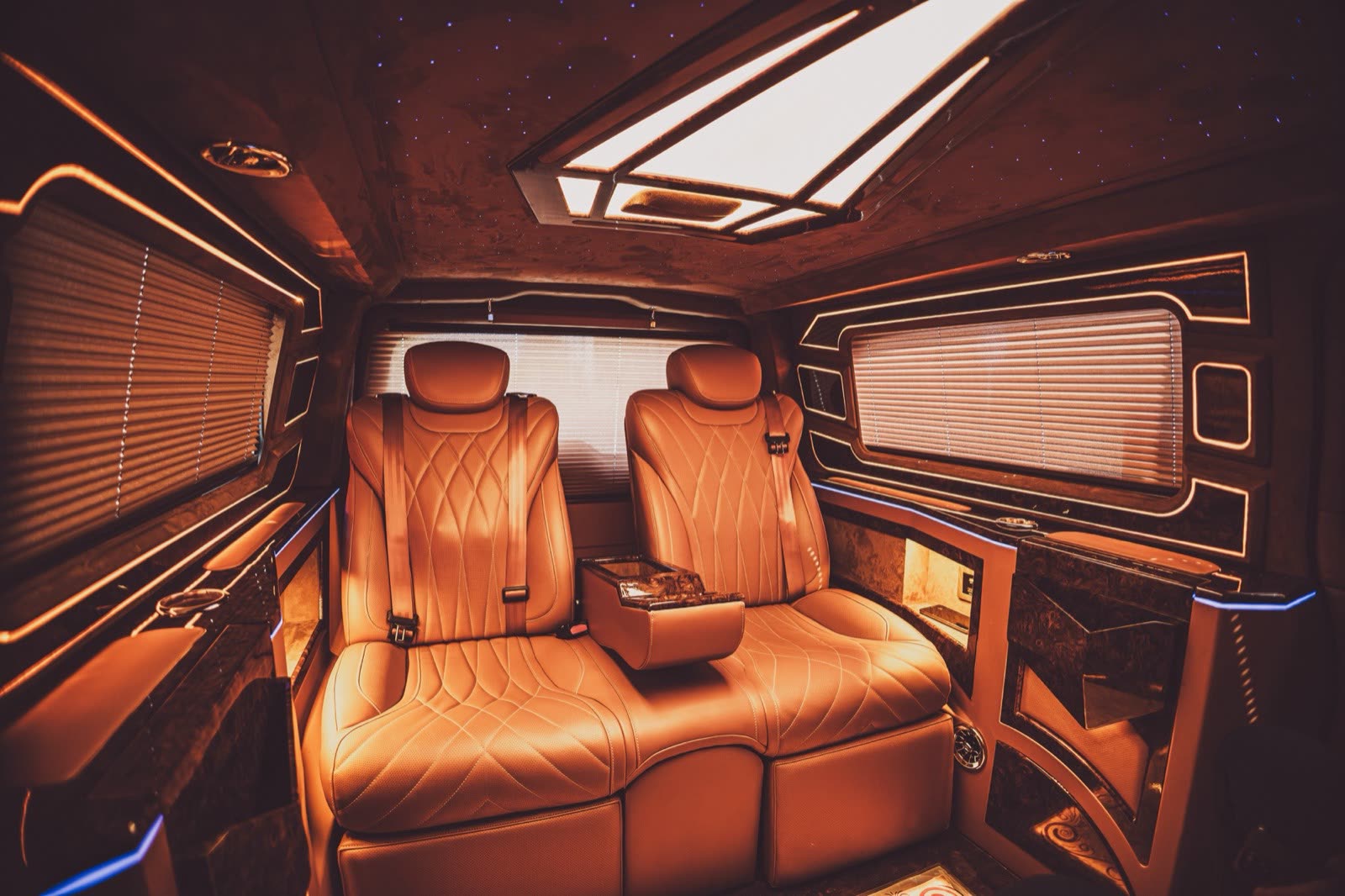 Luxury van cabin interior — Taxi Nora Kalmar premium executive transfer service