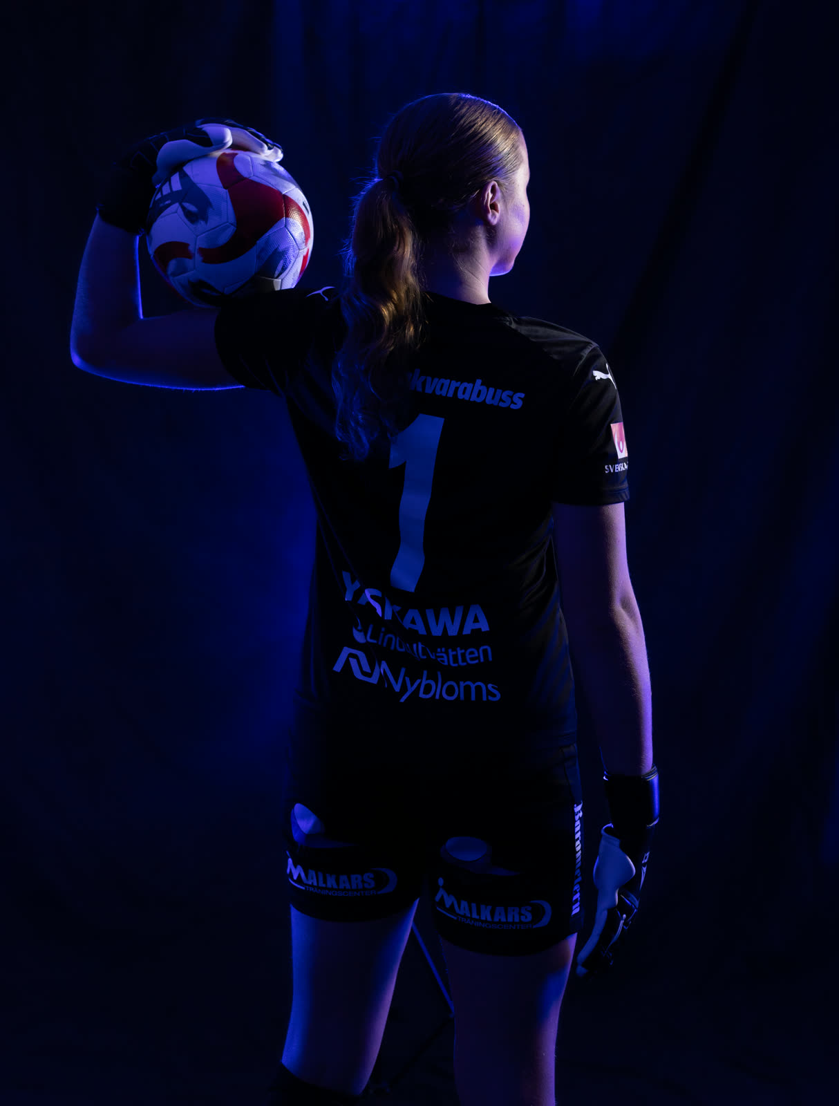 IFK Kalmar football player studio portrait